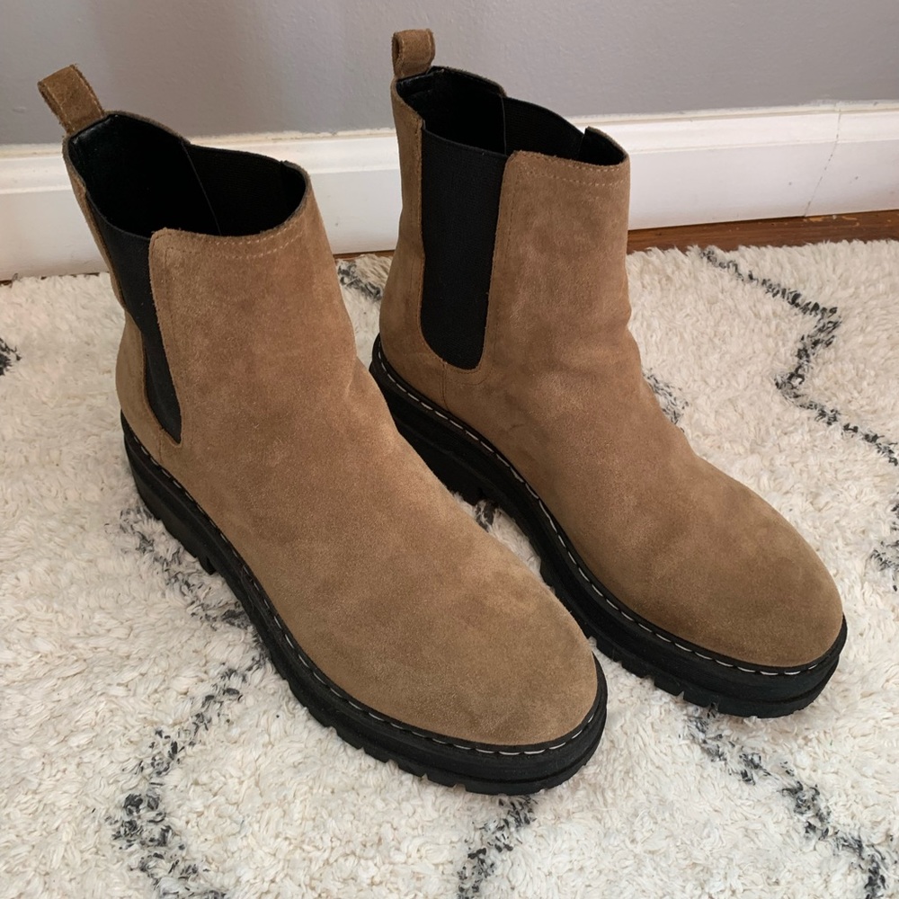 Marc Fisher LTD. Suede Padmia Chelsea Boot brown camel color Size 10
